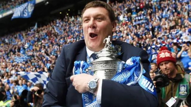 Tommy Wright with the Scottish Cup in 2014