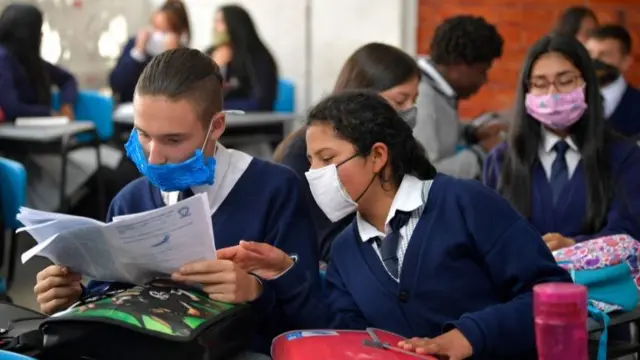 Students wearing face masks in Colombia