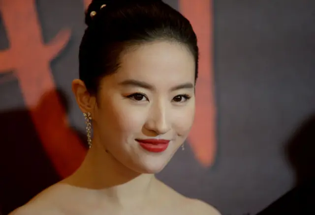 Yifei Liu