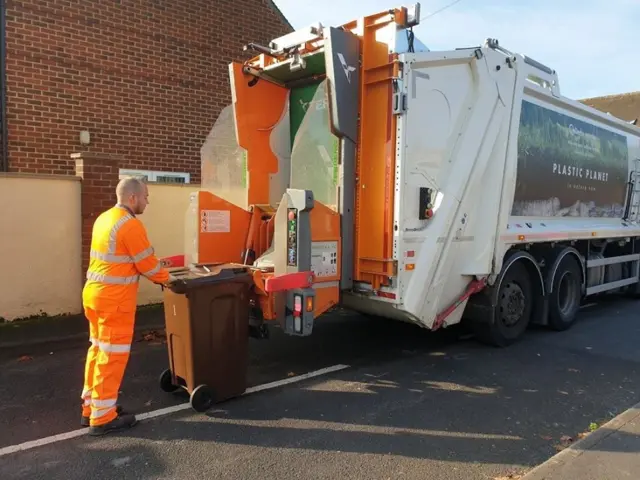 Derby bin collections