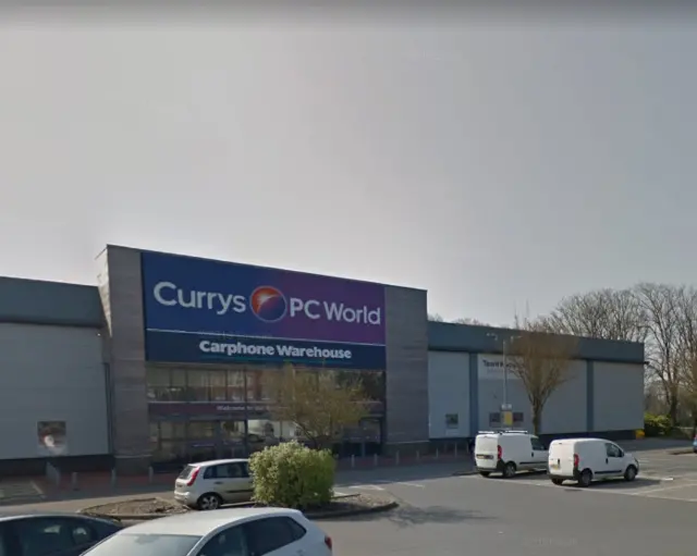 Curry's PC World, Hove