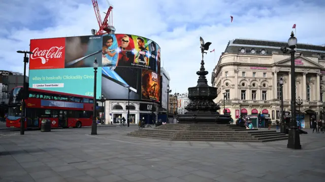 Piccadilly Circus