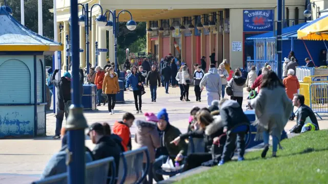 Crowds at Barry Island