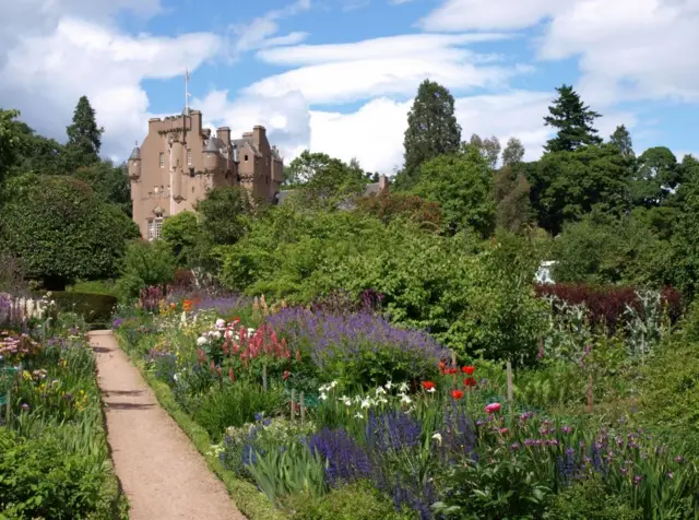 Crathes Castle