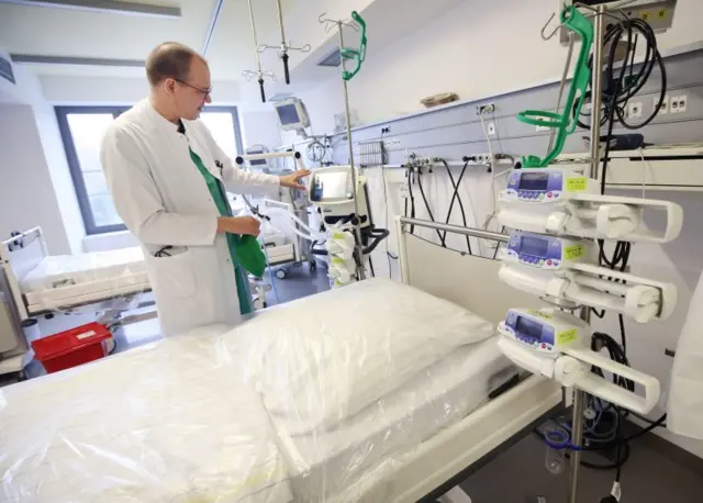 An intensive care bed for possible corona patients including a ventilator.