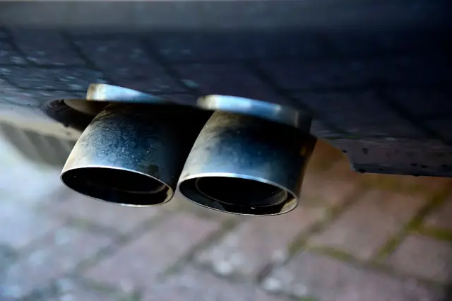 Car exhaust pipe