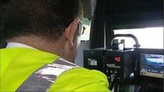 Speed camera operator