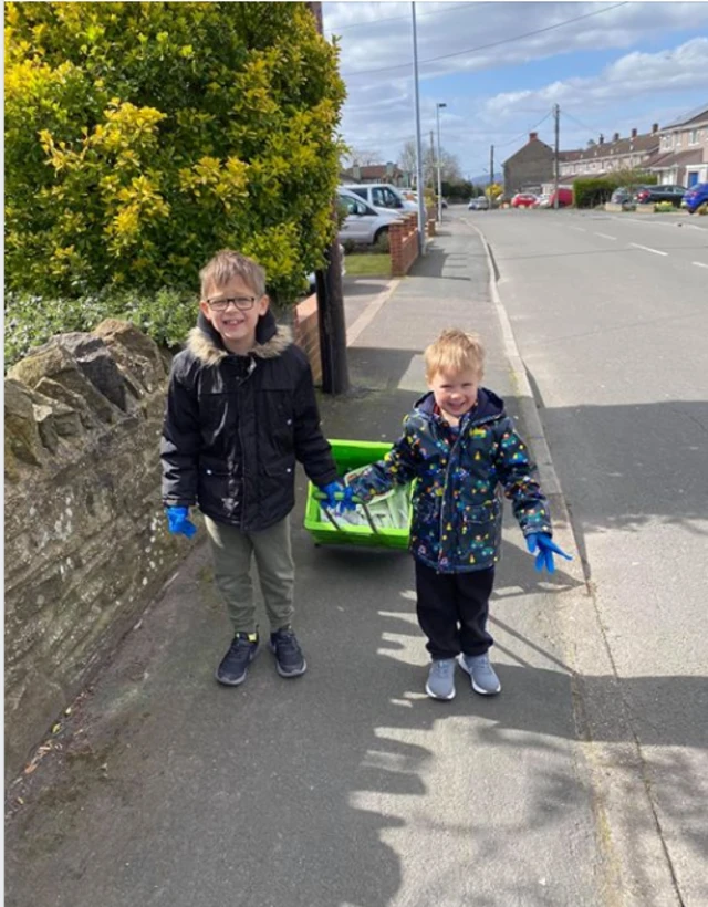 Kids delivering sweets