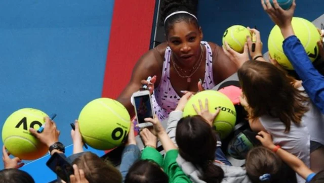 Tennis players have been told not to give towels and sweatbands to fans