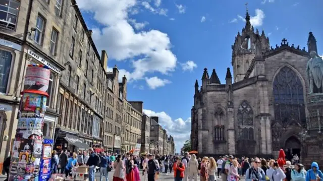 Tourists in Edinburgh