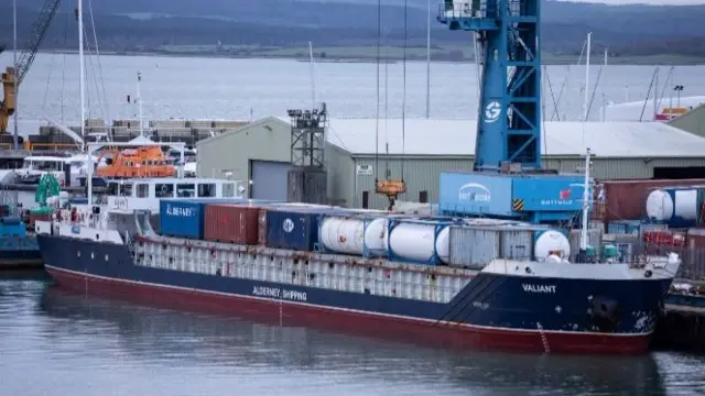 MV Valiant