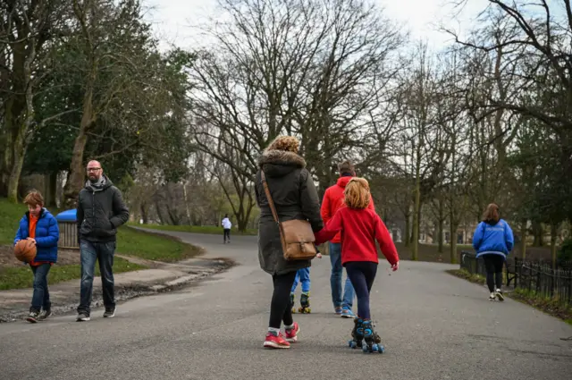 people in Glasgow park