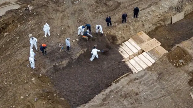 Drone pictures show coffins being buried on New York's Hart Island