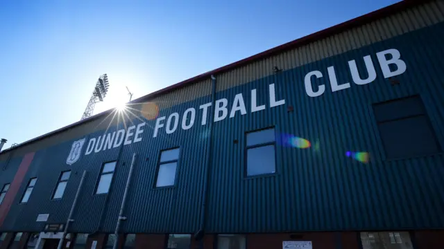 Dundee FC sign