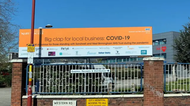 Clap for business sign