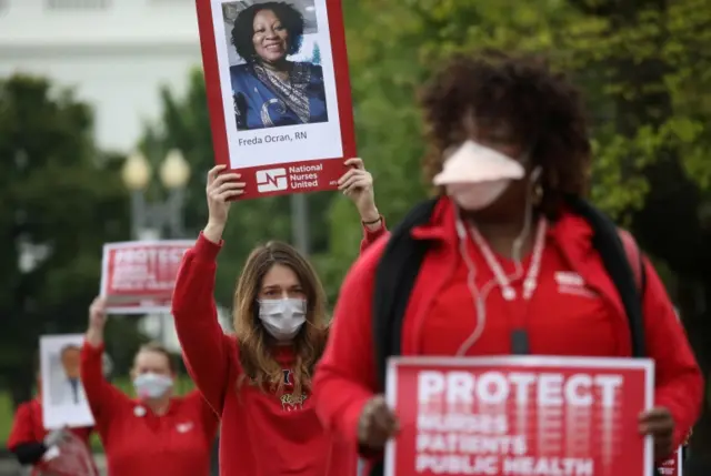 protesters at the White House