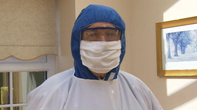 Man wearing PPE