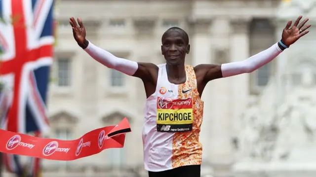 Eliud Kipchoge won the London Marathon for the fourth time in 2019