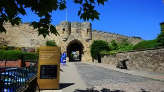 Lincoln Castle