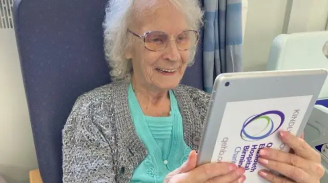 Patient with a tablet