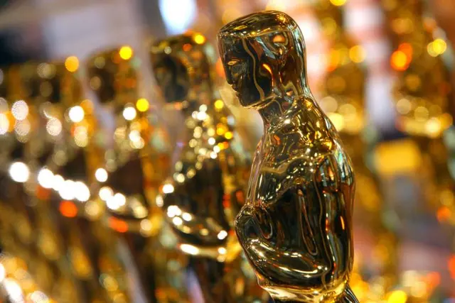 Oscars trophy