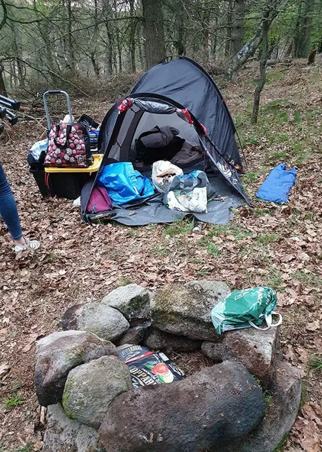 Barbecue and tent in Longshaw