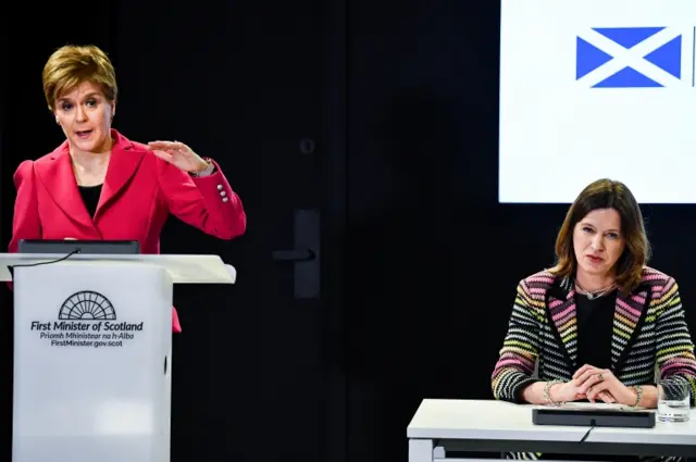 Nicola Sturgeon and Dr Catherine Calderwood