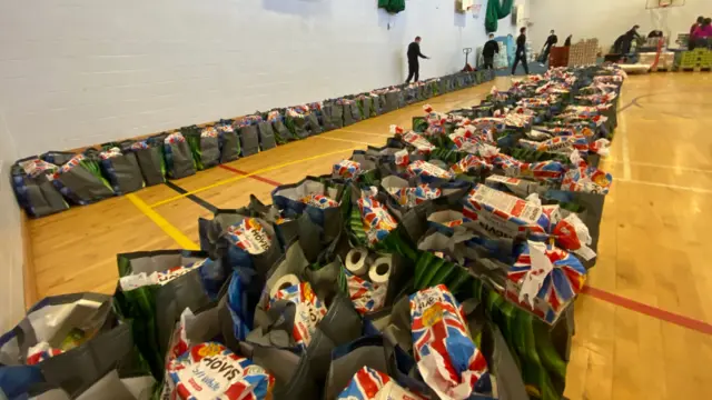 food parcels at St Mungo's academy