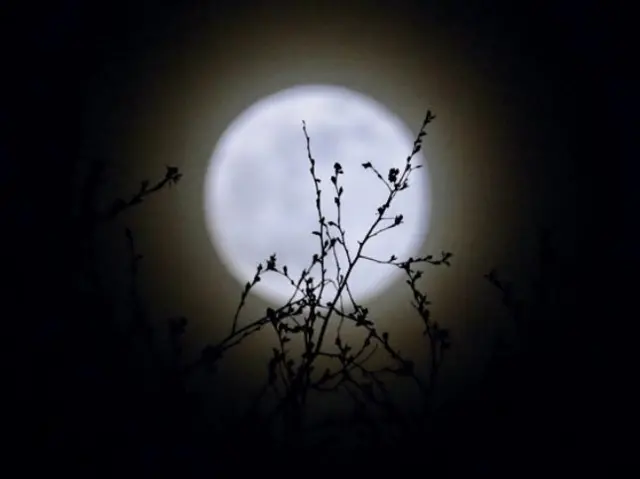 Super moon, Ampleforth