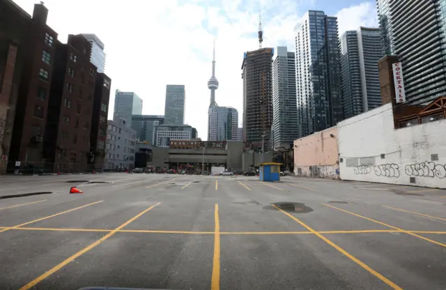 A parking lot off Richmond is totally empty as Toronto encourages people to maintain physical distances in order to combat the spread of COVID-19 in Toronto on 8 April, 2020