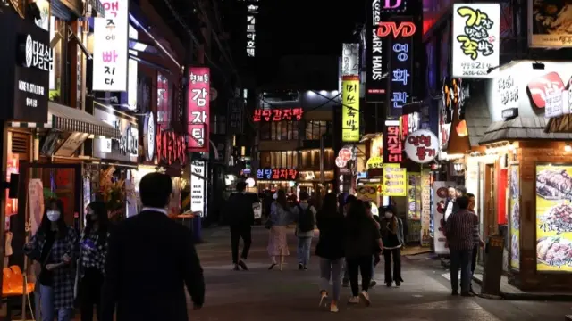 Streets with night clubs in Seoul