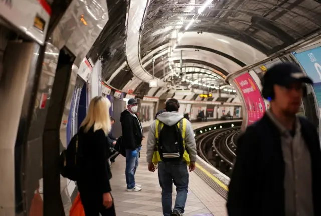 Bank tube station