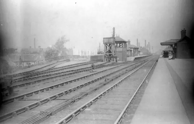 Heeley Station