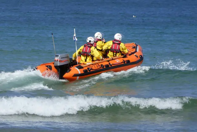 Lifeboat crews