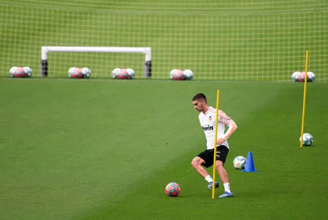 Valencia's Ferran Torres trains individually