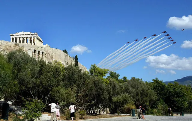 The Red Arrows fly next to the Acropolis 2005.