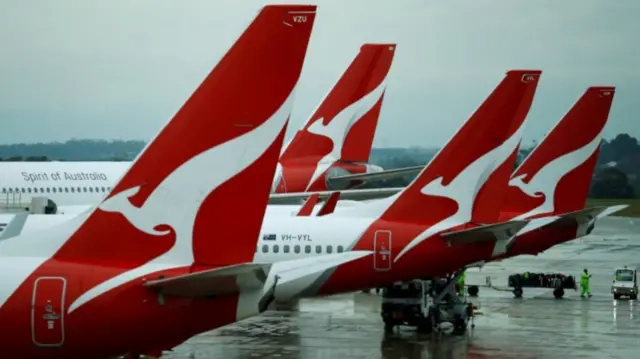 Qantas planes on tarmac at Melbourne Airport