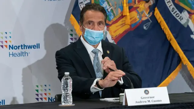 New York Governor Andrew Cuomo wearing a face mask