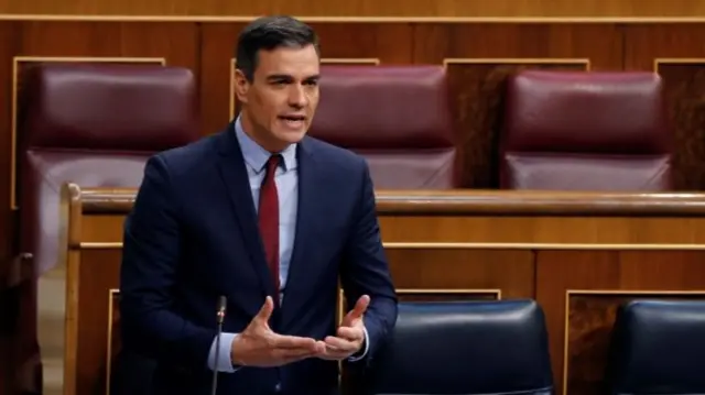 Spanish Prime Minister Pedro Sanchez speaking at a parliamentary session on 20 May