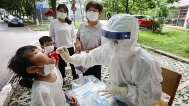 Virus test in China