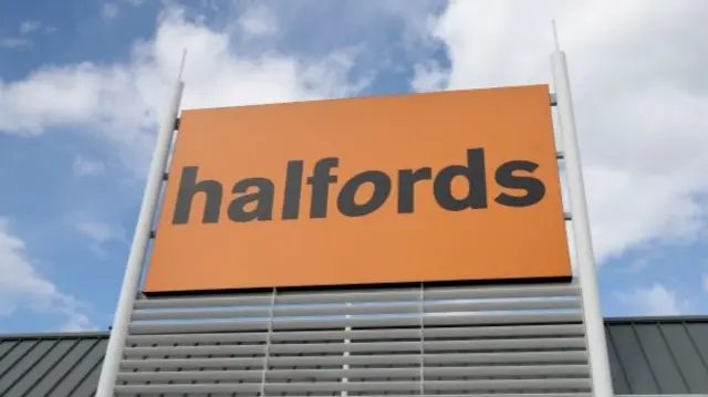 A Halfords sign