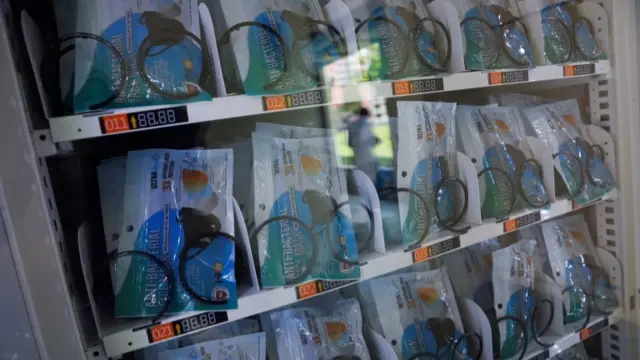 Face masks in vending machine