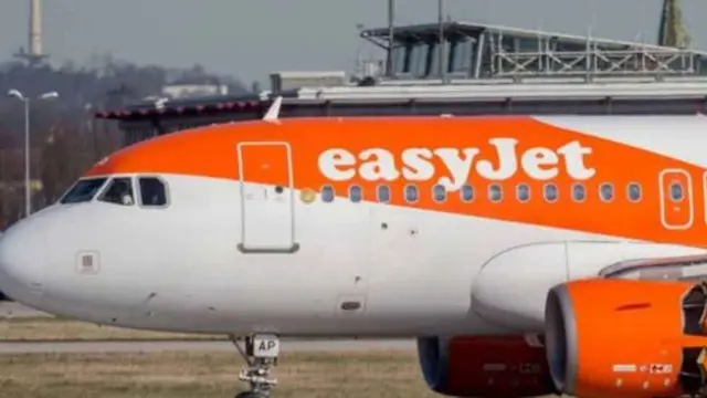 EasyJet plane