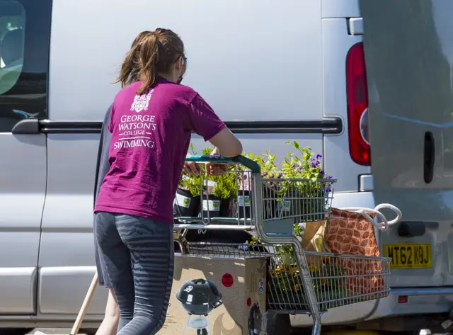 Dobbie's Garden Centre in Edinburgh