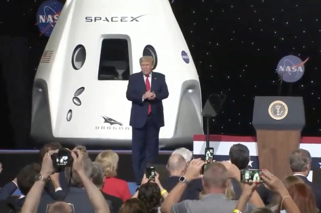 Trump at Nasa press conference