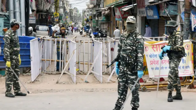Central Reserve Police stationed near a containment zone in Hindpirh
