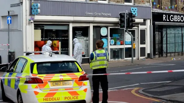 Penygraig cordon around the Co-op