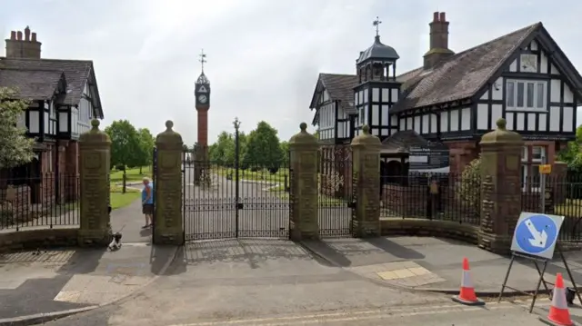 Entrance to Queens Park