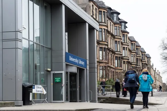 Glasgow University library