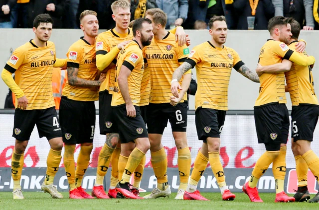 Dynamo Dresden players seen during March match